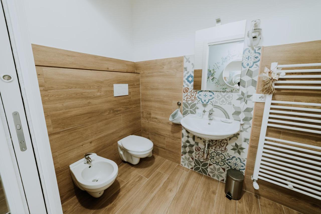 La Casa Di Achille Panzió Chieti Kültér fotó