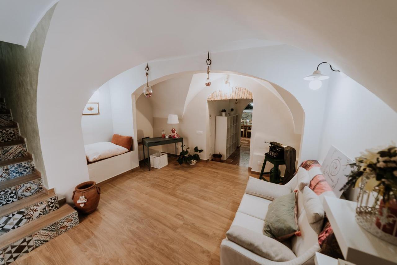 La Casa Di Achille Panzió Chieti Kültér fotó