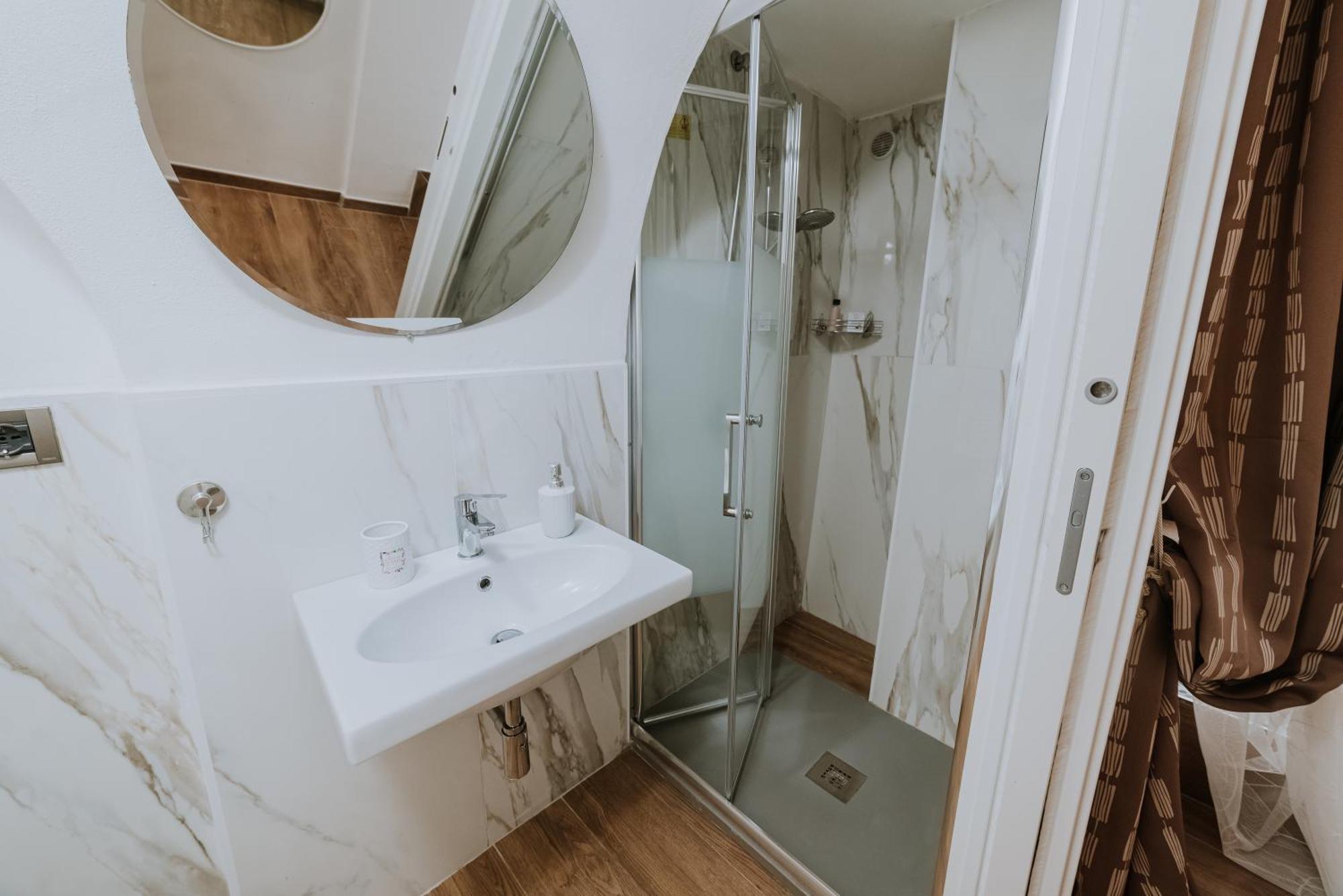 La Casa Di Achille Panzió Chieti Kültér fotó